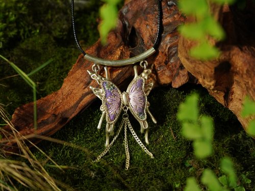 DSC08332 Вышитый кулон в виде двухкрылой бабочки