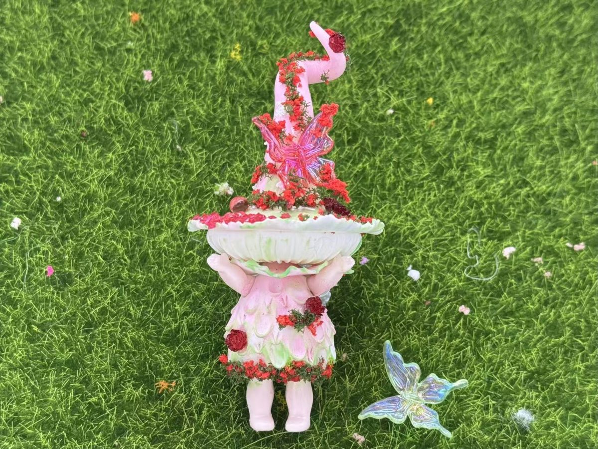 ZBG000013.1 Магнит на холодильник «Грибная фея» с декором